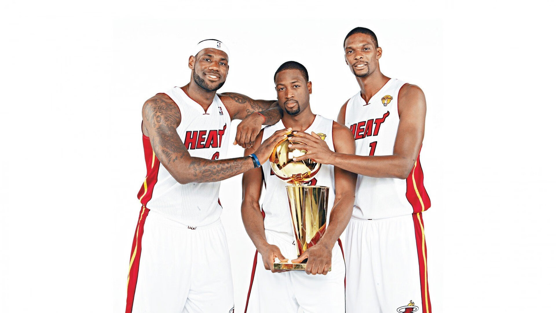 星空娱乐中国官网-如何通过掩护制造空位三分机会